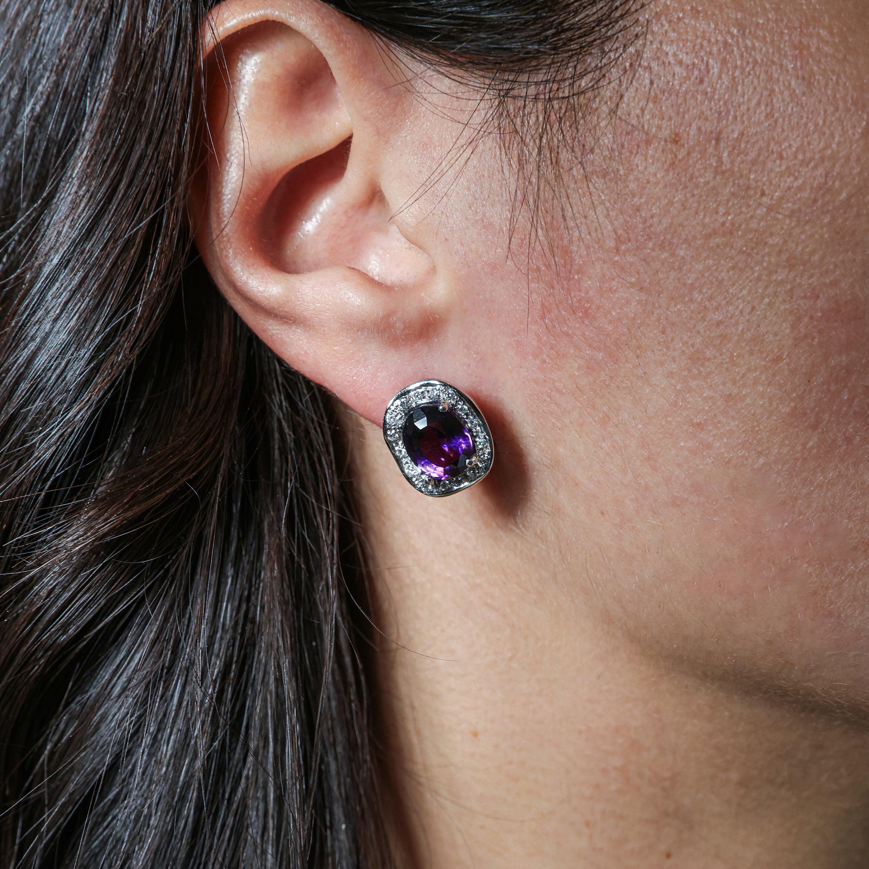 1980s Earrings White Gold Diamonds and Amethyst