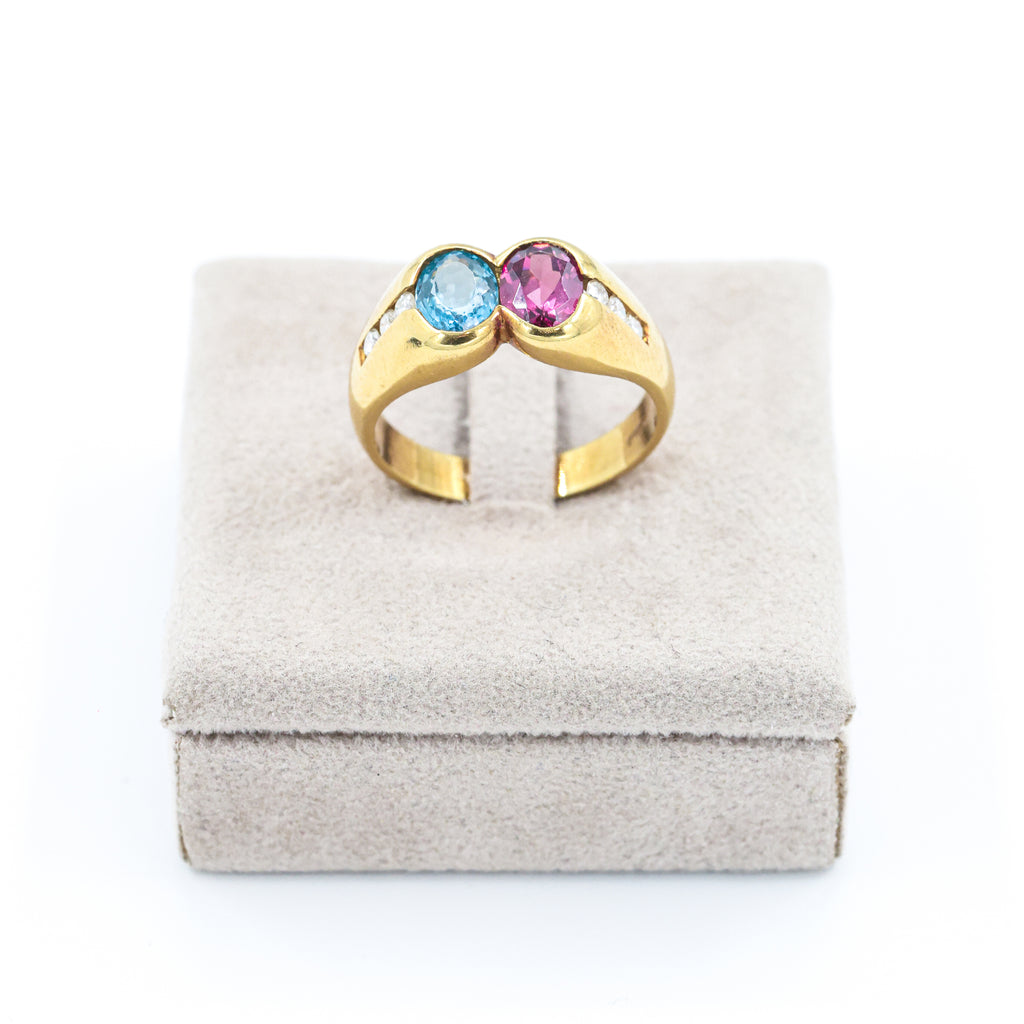 Yellow Gold Ring with Blue Topaz, Amethyst and Brilliant Diamonds