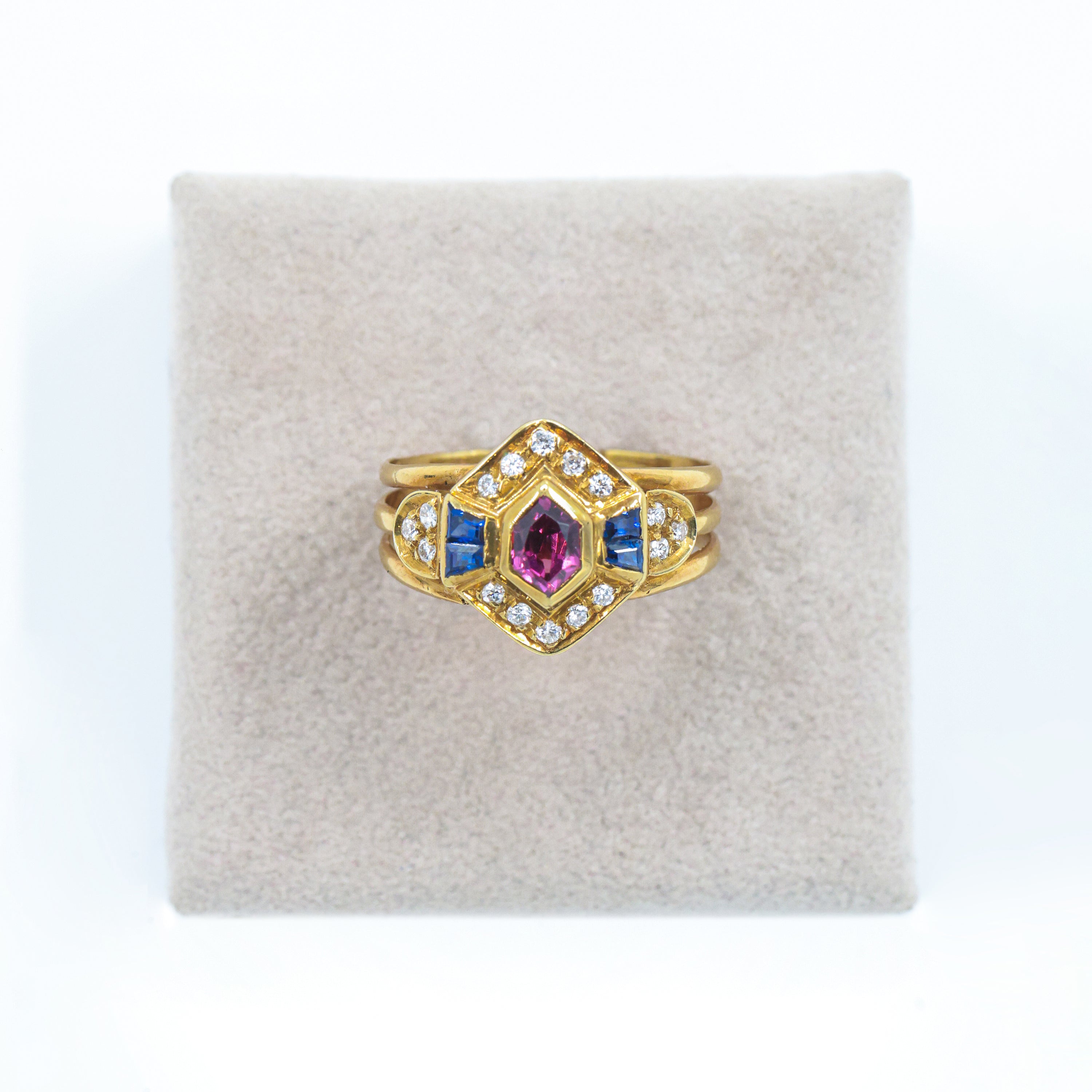 Yellow Gold Ring with Pink Tourmaline, Sapphires and Brilliant Diamonds
