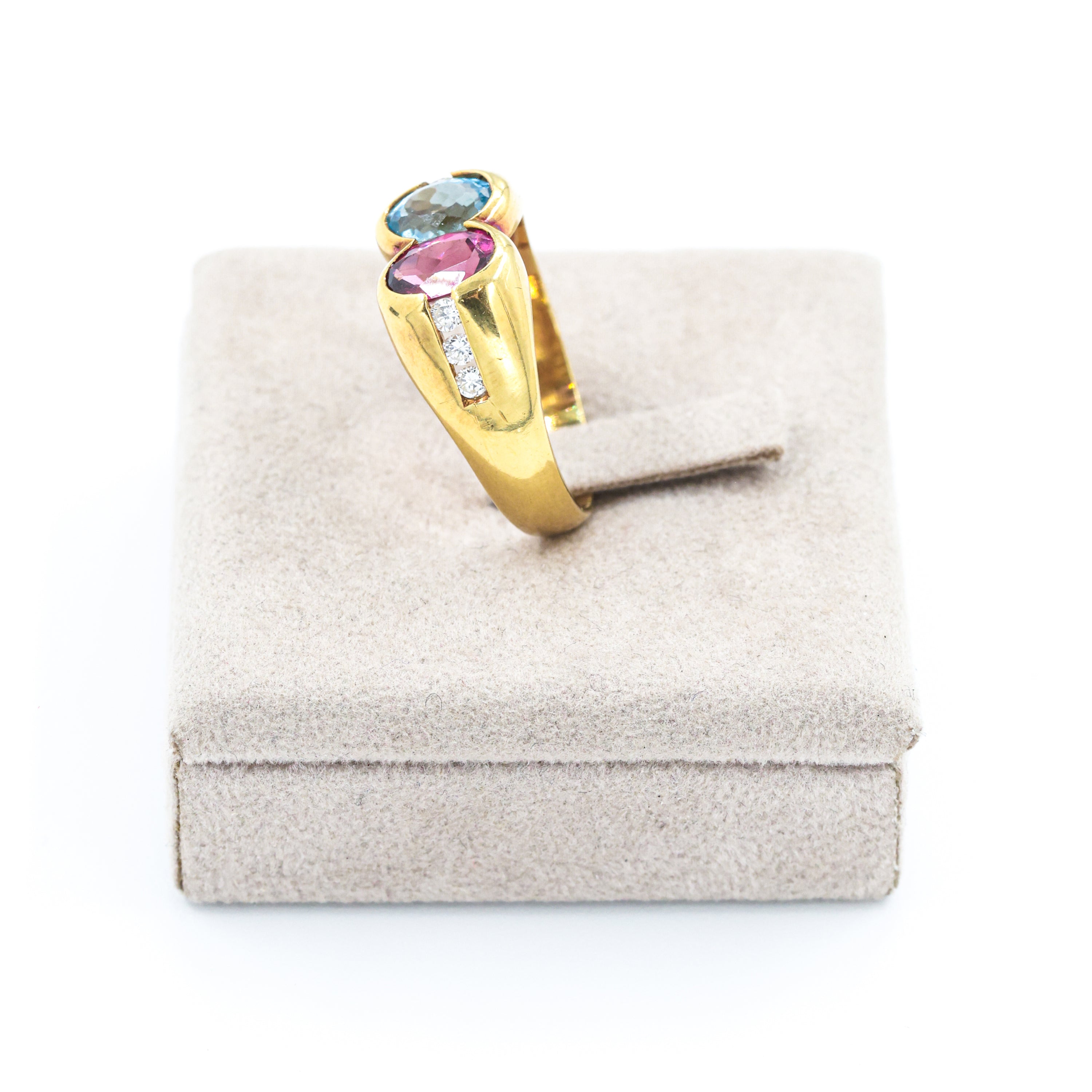 Yellow Gold Ring with Blue Topaz, Amethyst and Brilliant Diamonds